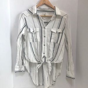 Billabong front tie long sleeve shirt